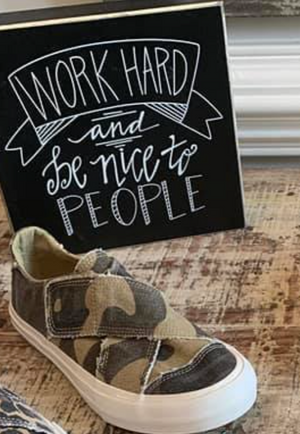 Ivette Camo Sneakers
