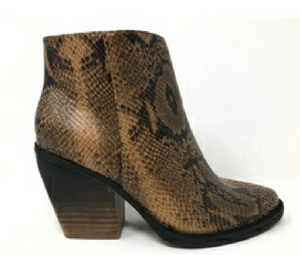 *Rattle Me 2 Tone Ankle Boots