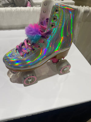 HOLOGRAPHIC ROLLER SKATES