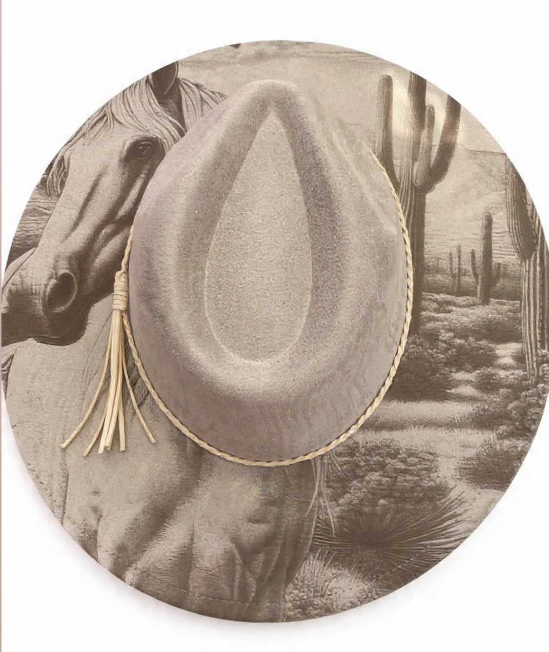 Western Desert Majesty – Wide Brim Hat with Engraved Horse & Desert Scene