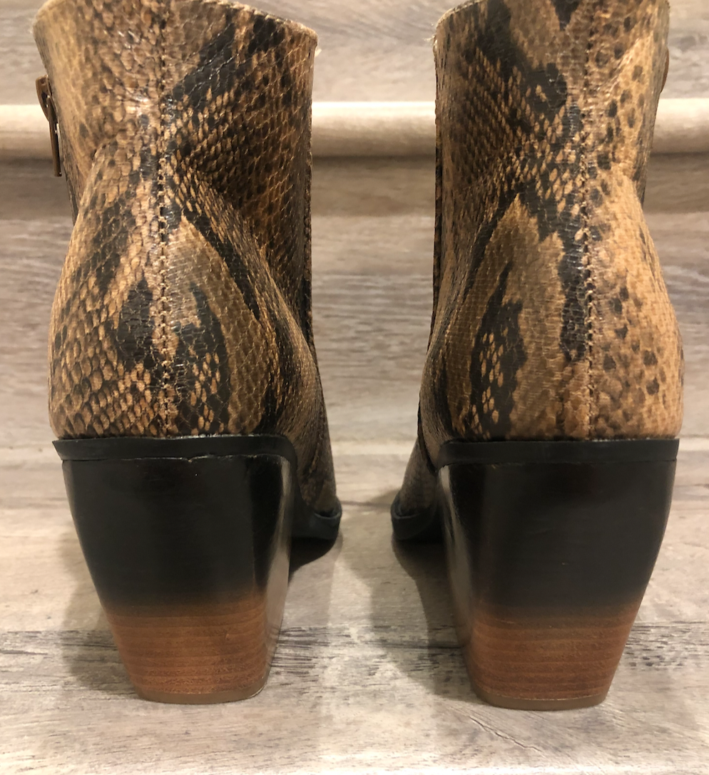 *Rattle Me 2 Tone Ankle Boots